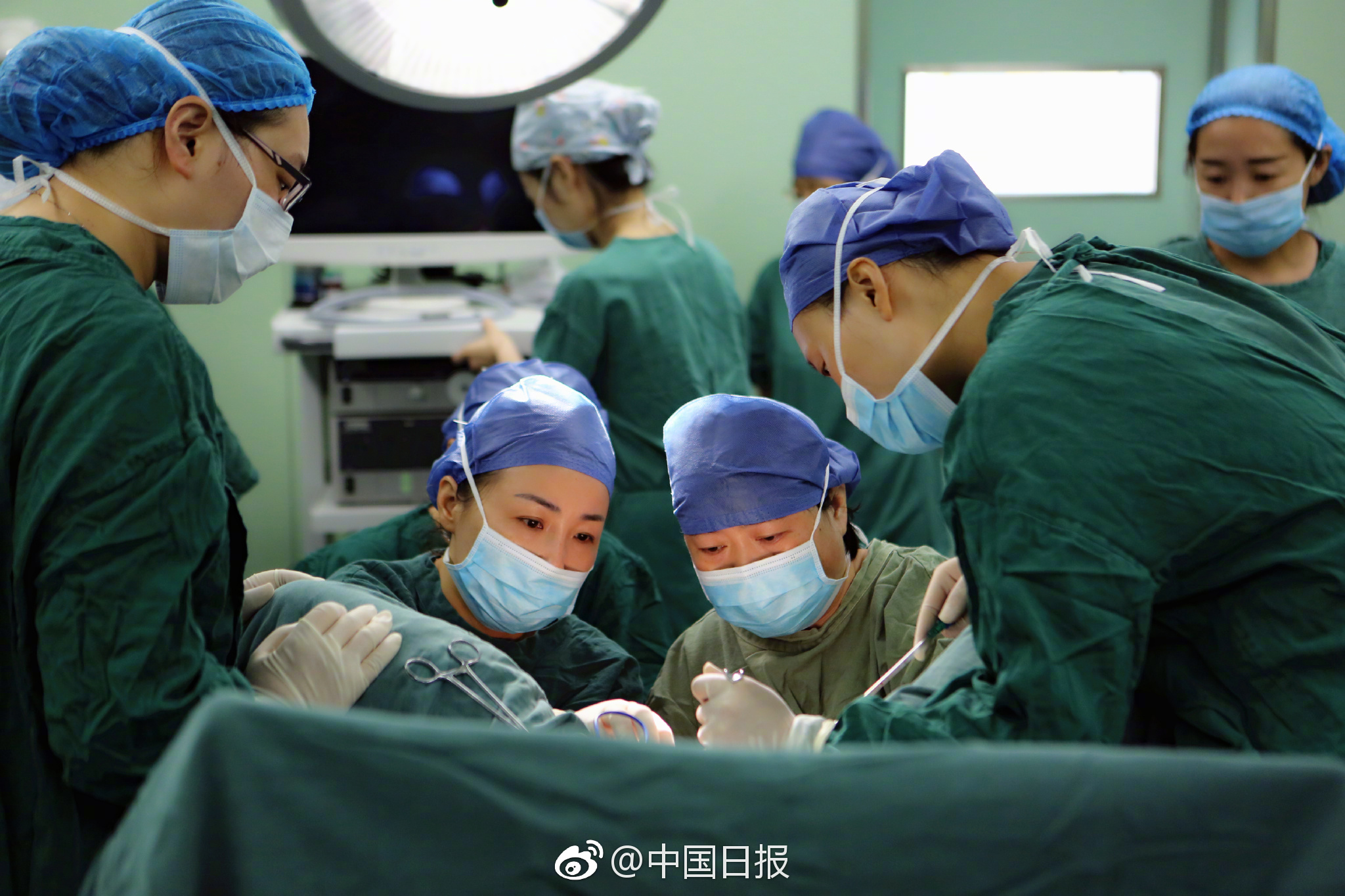 政客吹捧的台湾经济让民众苦不堪言