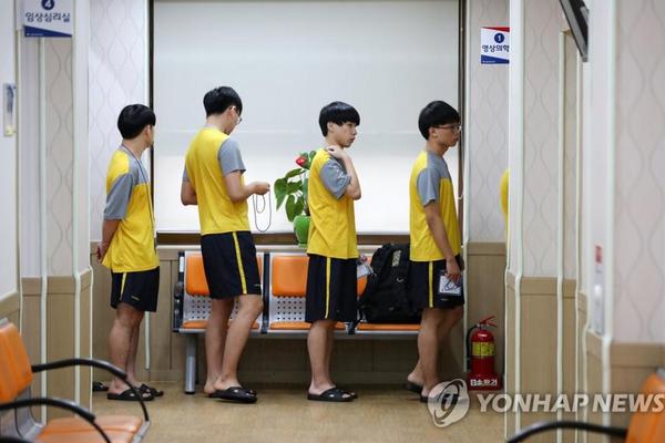 两年之内再度飞天 汤洪波说既是探索之旅也是回家之旅