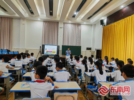 泉州:将特种设备安全知识送进校园